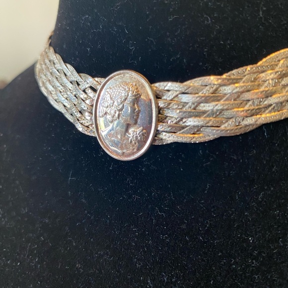 Silver Cameo Choker Necklace - Picture 6 of 7
